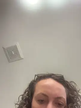 Snapshot of sexybriiiixoxo chatting on 11-29-25, 03:37 sexybriiiixoxo online show from 11-29-25, 03:37