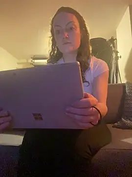 sexybriiiixoxo online show from 04-13-26, 04:07