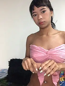 Snapshot of lachina_m chatting on 03-11-26, 11:16 lachina m online show from 03-11-26, 11:16