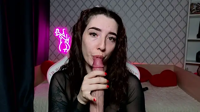 Snapshot of Curious_Lily chatting on 05-07-26, 12:38 Curious Lily online show from 05-07-26, 12:38