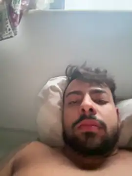 Snapshot of artzin2334 chatting on 12-17-25, 08:09 artzin2334 online show from 12-17-25, 08:09