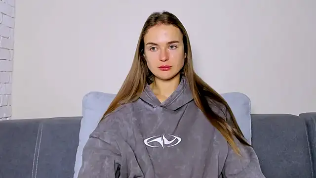 LilMary  online show from 12-01-25, 07:24