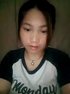 min-xinh online show from 10-21-25, 08:09