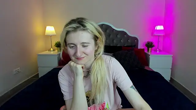 CamillaDreamer online show from 11-05-25, 05:57