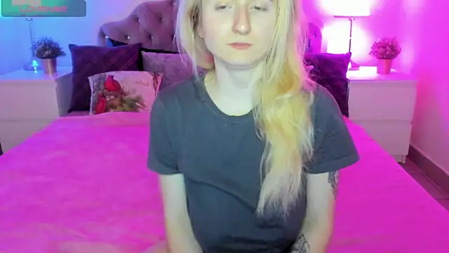 CamillaDreamer online show from 01-10-26, 05:04