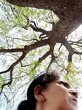 Snapshot of Rs_sonam chatting on 06-09-26, 04:46 Rs sonam online show from 06-09-26, 04:46