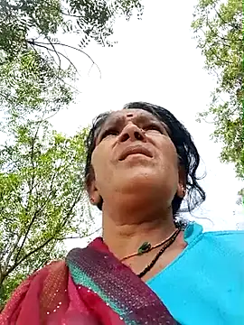 Snapshot of Rs_sonam chatting on 07-13-26, 04:37 Rs sonam online show from 07-13-26, 04:37
