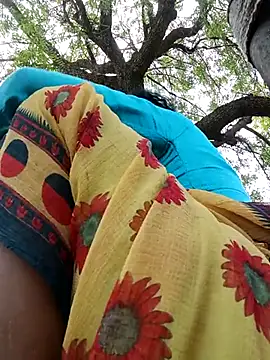 Snapshot of Rs_sonam chatting on 07-17-26, 03:46 Rs sonam online show from 07-17-26, 03:46