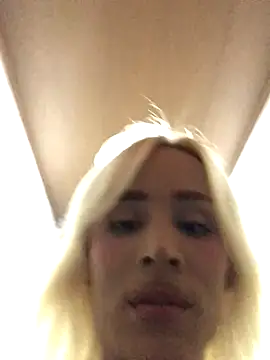 alexawinterrr online show from 10-10-25, 03:27