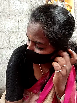 Snapshot of Tamil_Hot_Sindhu chatting on 02-26-26, 06:29 Tamil Hot Sindhu online show from 02-26-26, 06:29