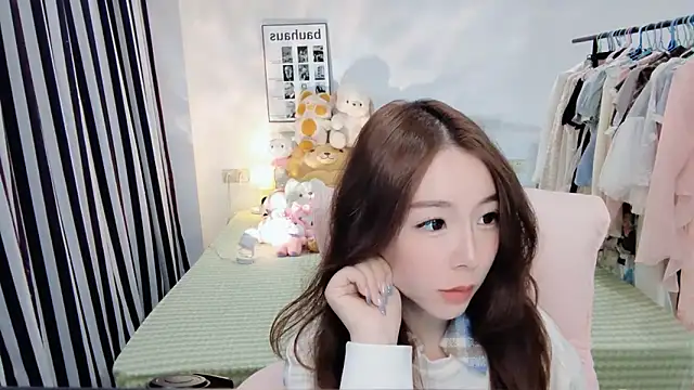 Gardenia-222 online show from 10-26-25, 10:43