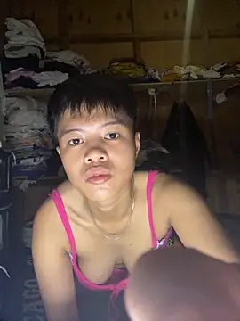 Snapshot of Obre17 chatting on 10-01-25, 03:01 Obre17 online show from 10-01-25, 03:01