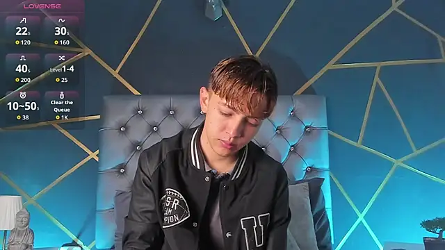 Lian Miller1  online show from 04-02-26, 12:25