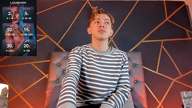 Lian Miller1  online show from 04-21-26, 12:22