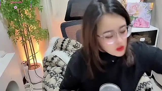 Snapshot of NEWONETO chatting on 02-20-26, 02:39 NEWONETO online show from 02-20-26, 02:39