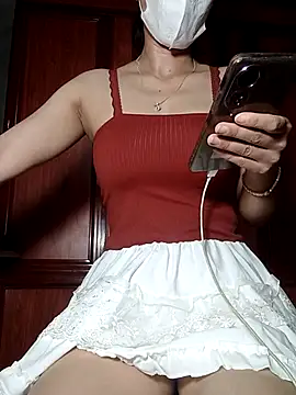 Snapshot of LenaCii chatting on 10-15-25, 06:46 LenaCii online show from 10-15-25, 06:46