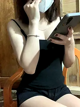 Snapshot of LenaCii chatting on 12-22-25, 02:58 LenaCii online show from 12-22-25, 02:58