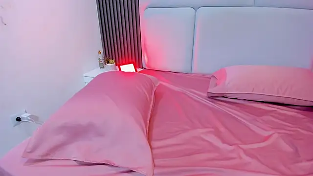 liz  cute online show from 10-18-25, 11:33