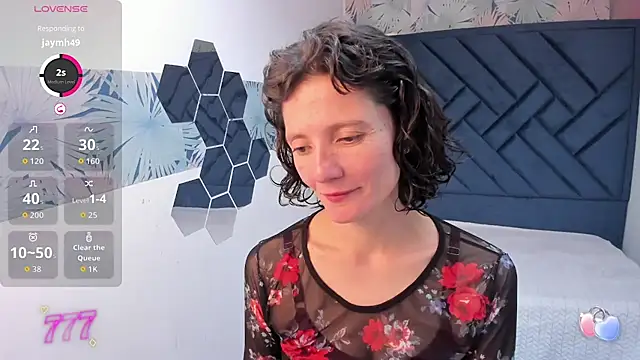 Snapshot of Valery_More__ chatting on 06-15-26, 02:19 Valery More online show from 06-15-26, 02:19