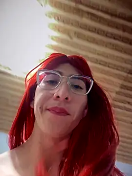 Snapshot of NICOLLE__12 chatting on 11-02-25, 04:04 NICOLLE 12 online show from 11-02-25, 04:04