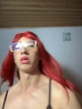 Snapshot of NICOLLE__12 chatting on 11-05-25, 01:11 NICOLLE 12 online show from 11-05-25, 01:11