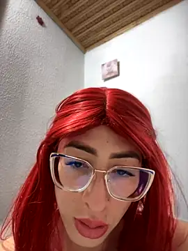 Snapshot of NICOLLE__12 chatting on 11-22-25, 10:09 NICOLLE 12 online show from 11-22-25, 10:09