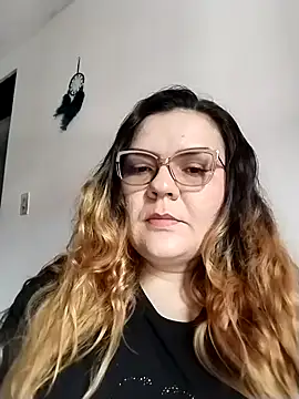 coral marley online show from 10-14-25, 03:24