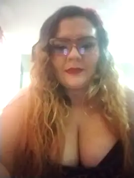 coral marley online show from 10-15-25, 03:28