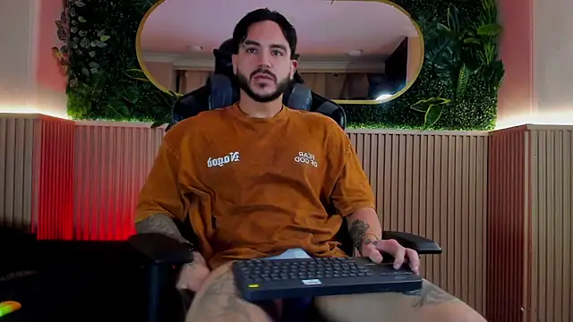 Snapshot of Dante_Dimarco chatting on 12-16-25, 11:10 Dante Dimarco online show from 12-16-25, 11:10