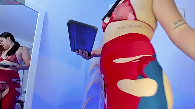 Snapshot of Luna__699 chatting on 10-12-25, 06:40 Luna  699 online show from 10-12-25, 06:40