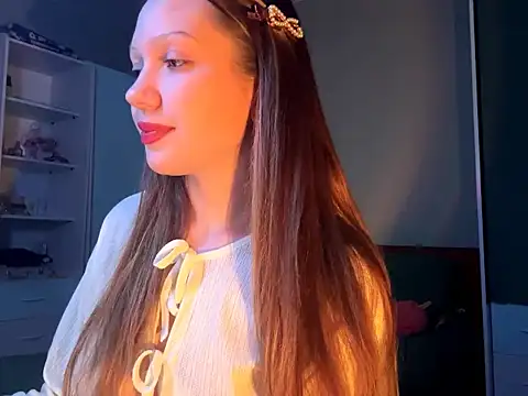 Snapshot of EmiIyKitty chatting on 10-12-25, 07:57 EmiIyKitty online show from 10-12-25, 07:57