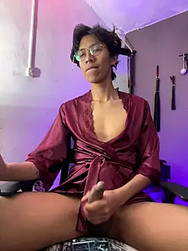 MadamLeRouge online show from 11-08-25, 11:47