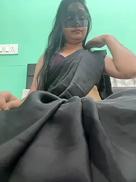 Snapshot of TeluguIshu_teen20 chatting on 05-09-26, 09:14 TeluguIshu teen20 online show from 05-09-26, 09:14