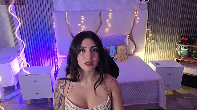 Ixchel tay online show from 04-05-26, 03:26