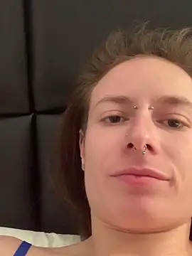 GoldenPussy1329 online show from 03-04-26, 10:05