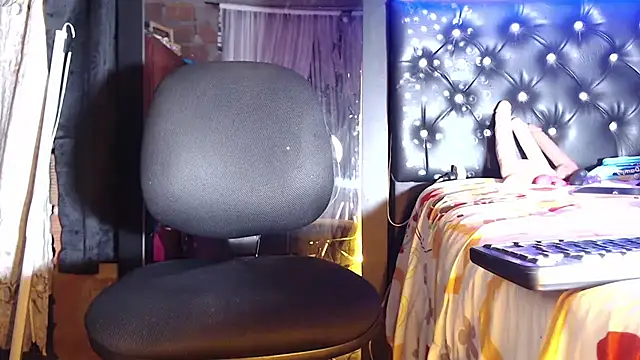 taylor hot85 online show from 11-16-25, 11:10