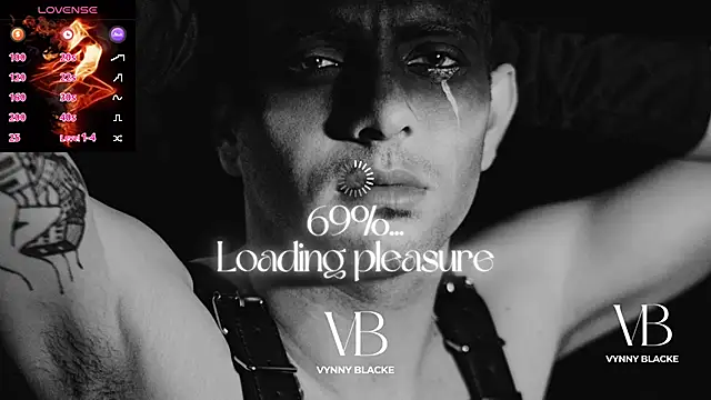 VynnyBlacke  online show from 10-30-25, 08:42