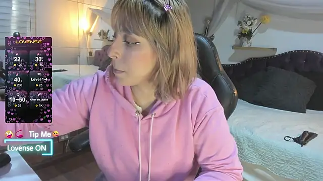 sophialyh 1 online show from 02-19-26, 12:45