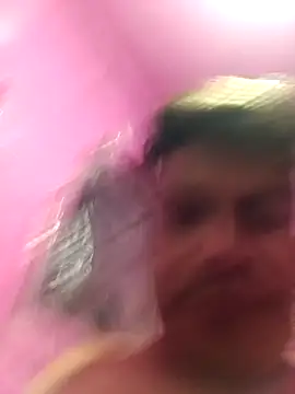 Dari 30 online show from 09-29-25, 03:44