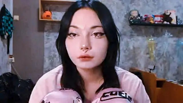 Beeping Creature online show from 11-30-25, 03:27