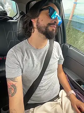 maximusdominus26 online show from 12-19-25, 03:30