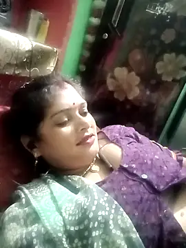 Snapshot of Na_shreya chatting on 10-02-25, 03:19 Na shreya online show from 10-02-25, 03:19