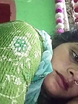 Snapshot of Na_shreya chatting on 10-31-25, 06:31 Na shreya online show from 10-31-25, 06:31