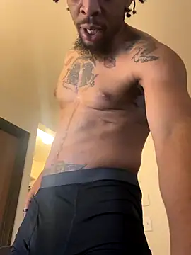 Snapshot of thefreakscomeoutatnight chatting on 12-02-25, 09:10 thefreakscomeoutatnight online show from 12-02-25, 09:10