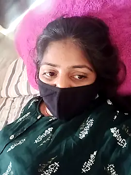 Snapshot of RANI_747 chatting on 10-21-25, 10:27 RANI 747 online show from 10-21-25, 10:27