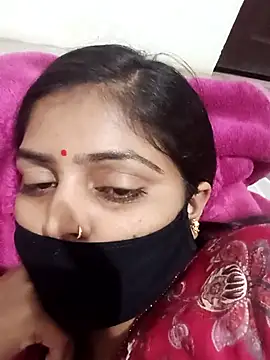 Snapshot of RANI_747 chatting on 10-22-25, 04:07 RANI 747 online show from 10-22-25, 04:07
