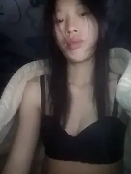 Khanhu xx online show from 11-19-25, 04:23