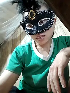 Tuyet xx online show from 10-05-25, 02:04