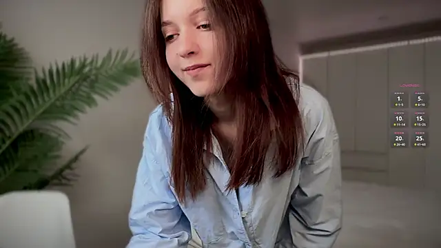 Snapshot of monnymoon chatting on 10-16-25, 04:46 monnymoon online show from 10-16-25, 04:46