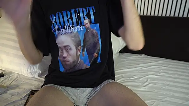 TommieHi online show from 10-23-25, 05:29